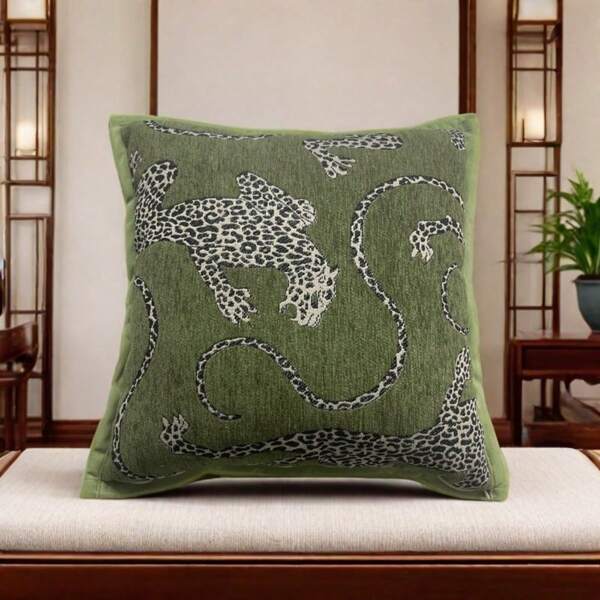 Chenille Jacquard Fabric Leopard Pattern Pillow Cover For Sofa Living Room, Vintage American Pastoral Style Throw Pillow Cushion For Bay Window Home Decor